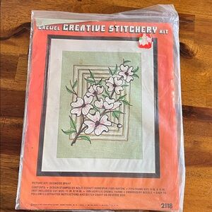 Vtg VOGART Crewel Stitchery Kit DOGWOOD SPRAY #2118 1975 MCM 70s Floral